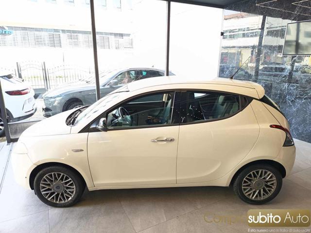 LANCIA Ypsilon 1.3 MJT 75 CV Platino
