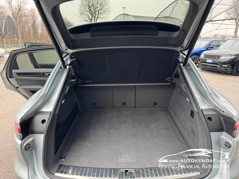 Porsche Cayenne Coupe 3.0 e-hybrid 5p.ti tiptronic SUBENTRO LEASING