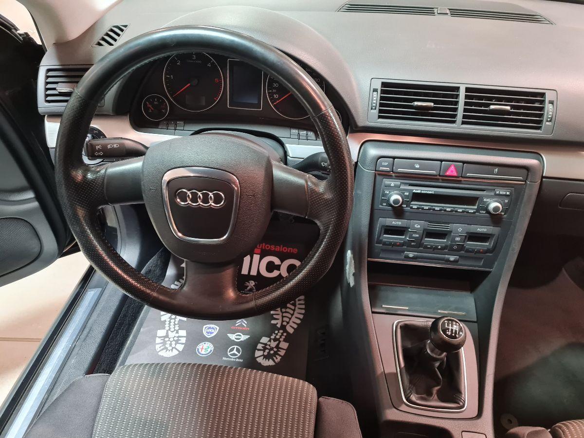 AUDI A4 Avant 2.0 TDI 140 CV S-Line