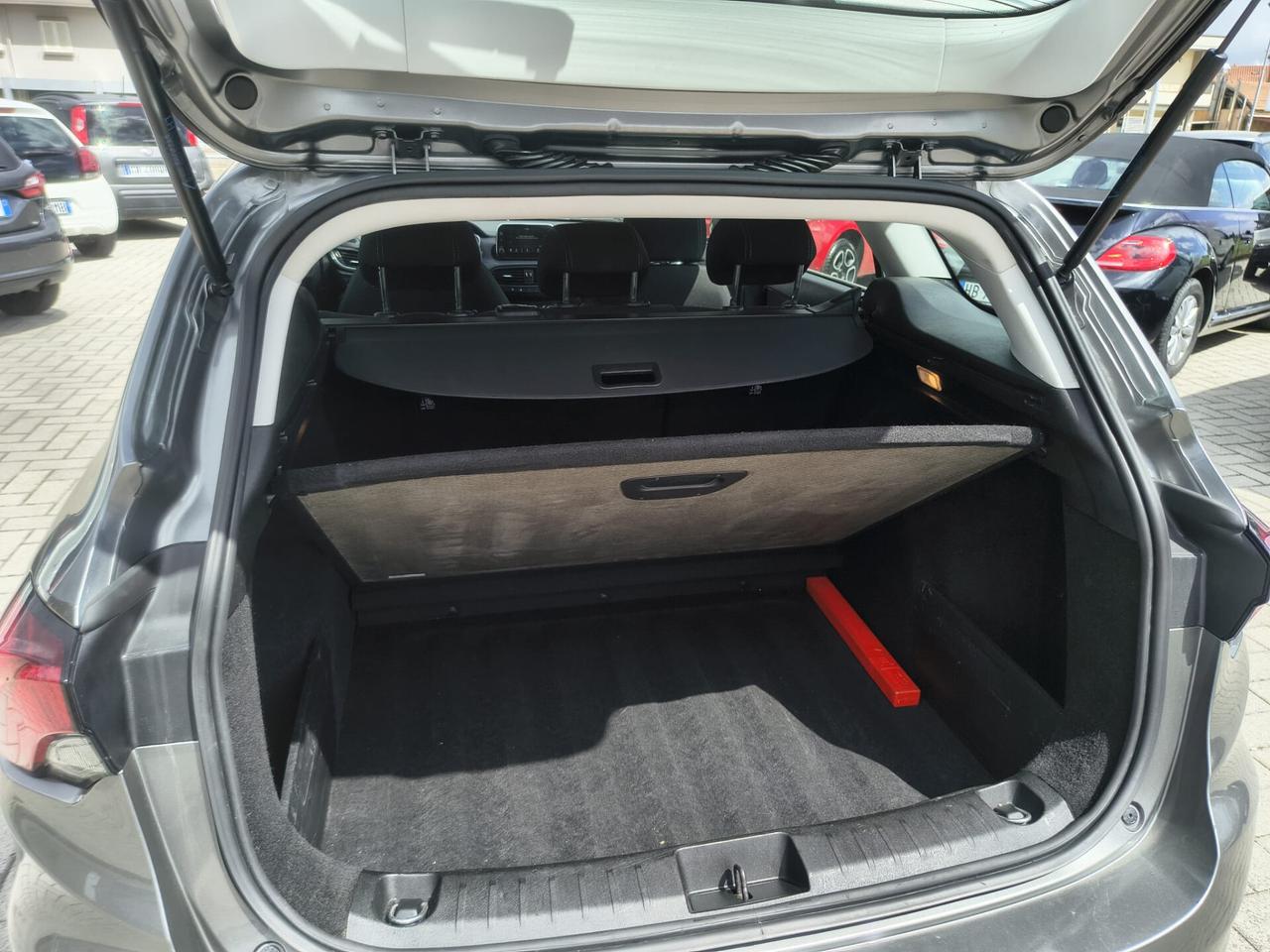 Fiat Tipo SW 1.6 M-JET/DIESEL *CAMBIO AUTOMATICO* 120CV