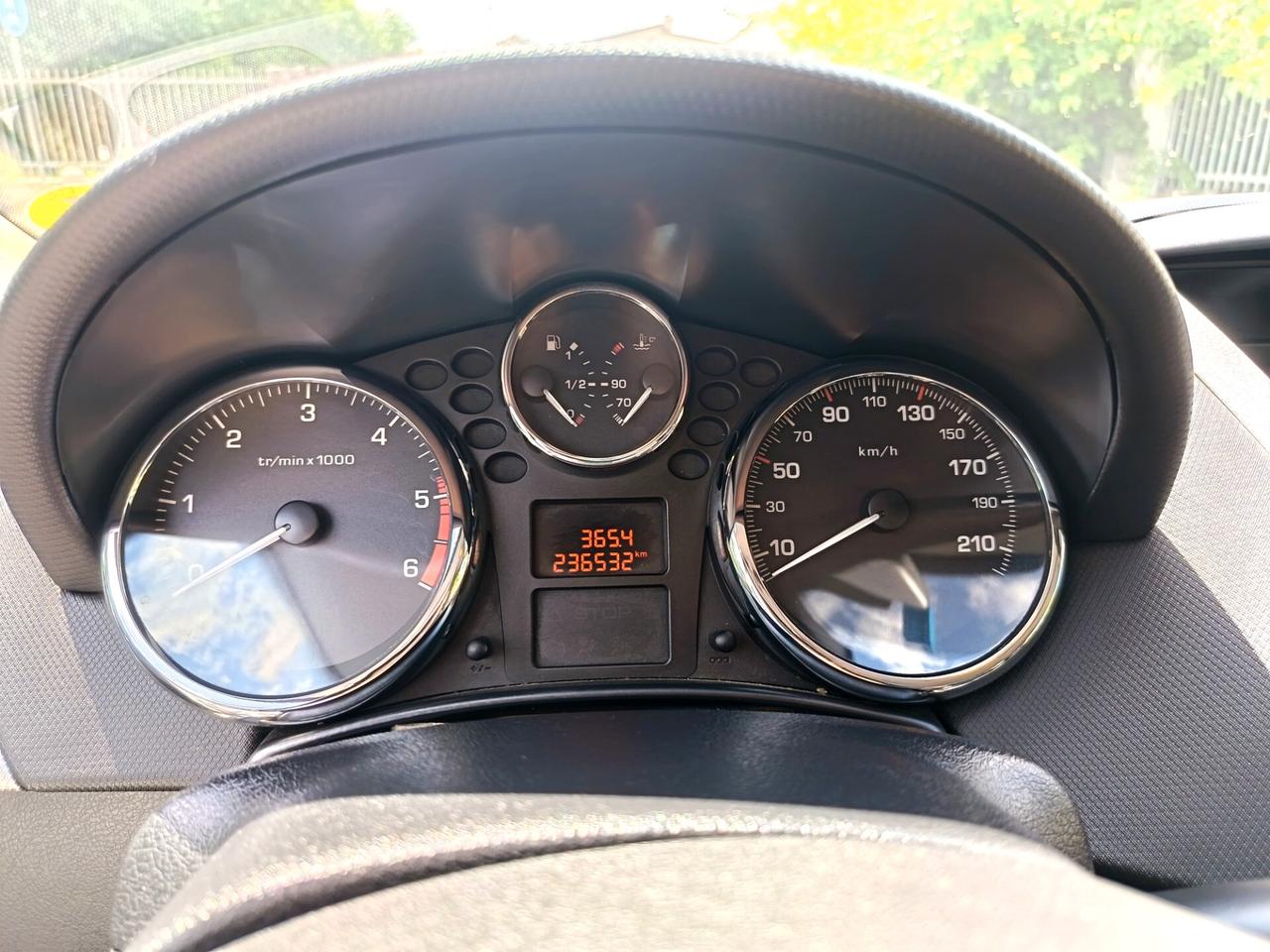 Peugeot 207 1.4 HDi 70CV 5p. X Line