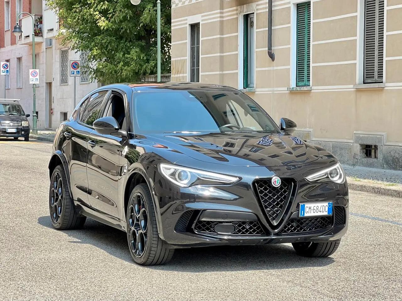 Alfa Romeo Stelvio 2.9 Bi-Turbo V6 510 CV AT8 Quadrifoglio