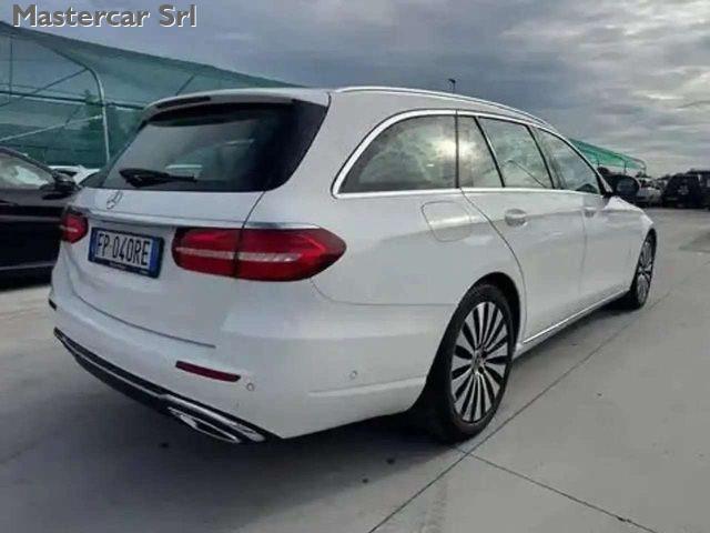 MERCEDES-BENZ E 220 d 194cv SW Sport auto Cruise Adattivo - FP040RE