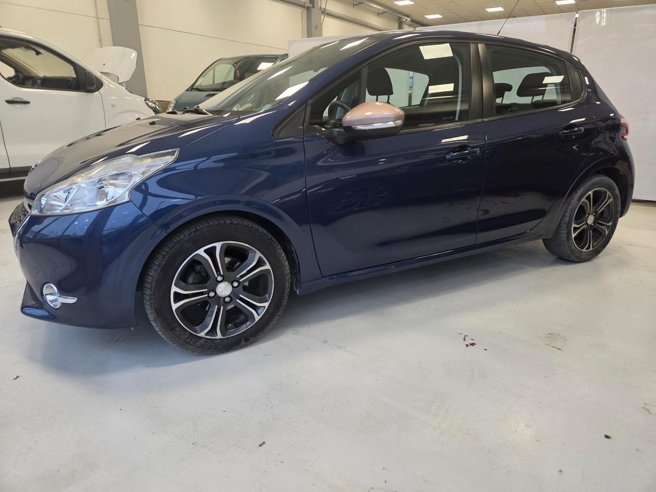 Peugeot 208 5 porte Allure - 2014