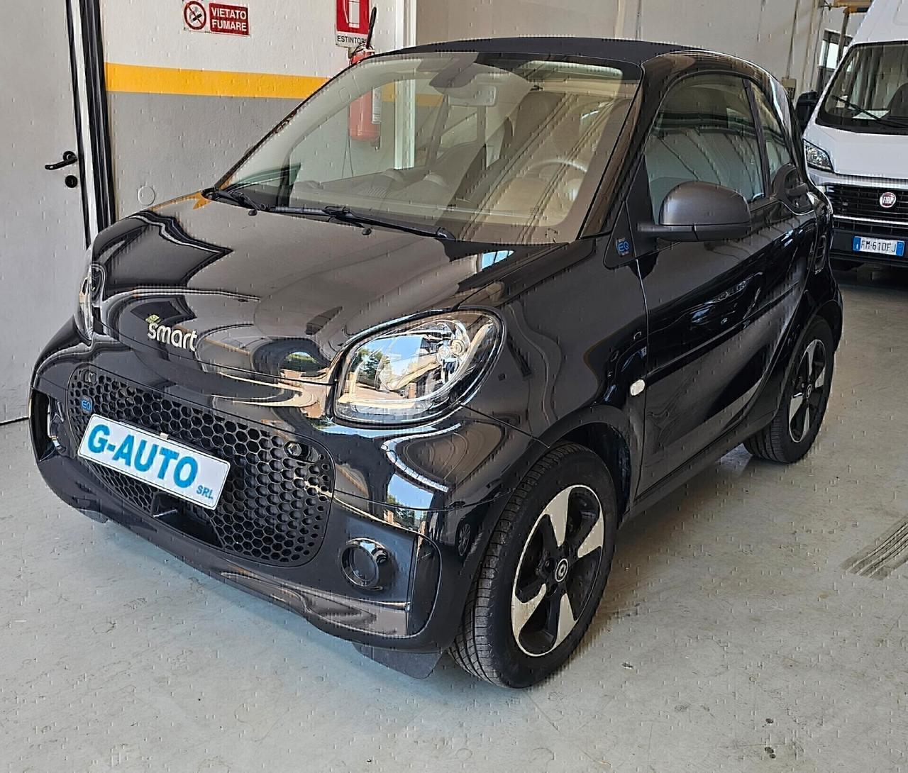 Smart fortwo EQ Racingreen  41 kw