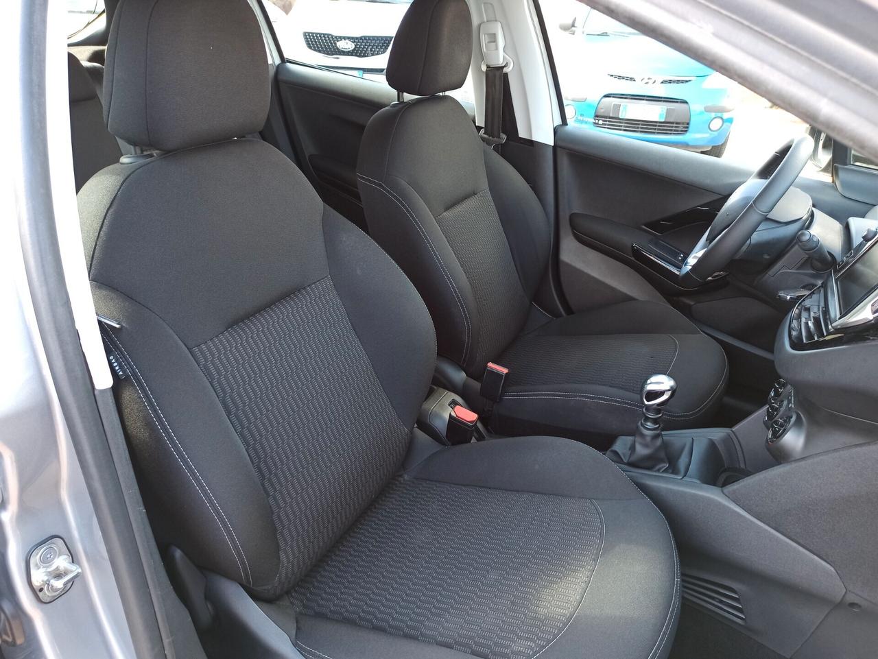 Peugeot 208 BlueHDi 100 cv 6m S&S 5 porte Active