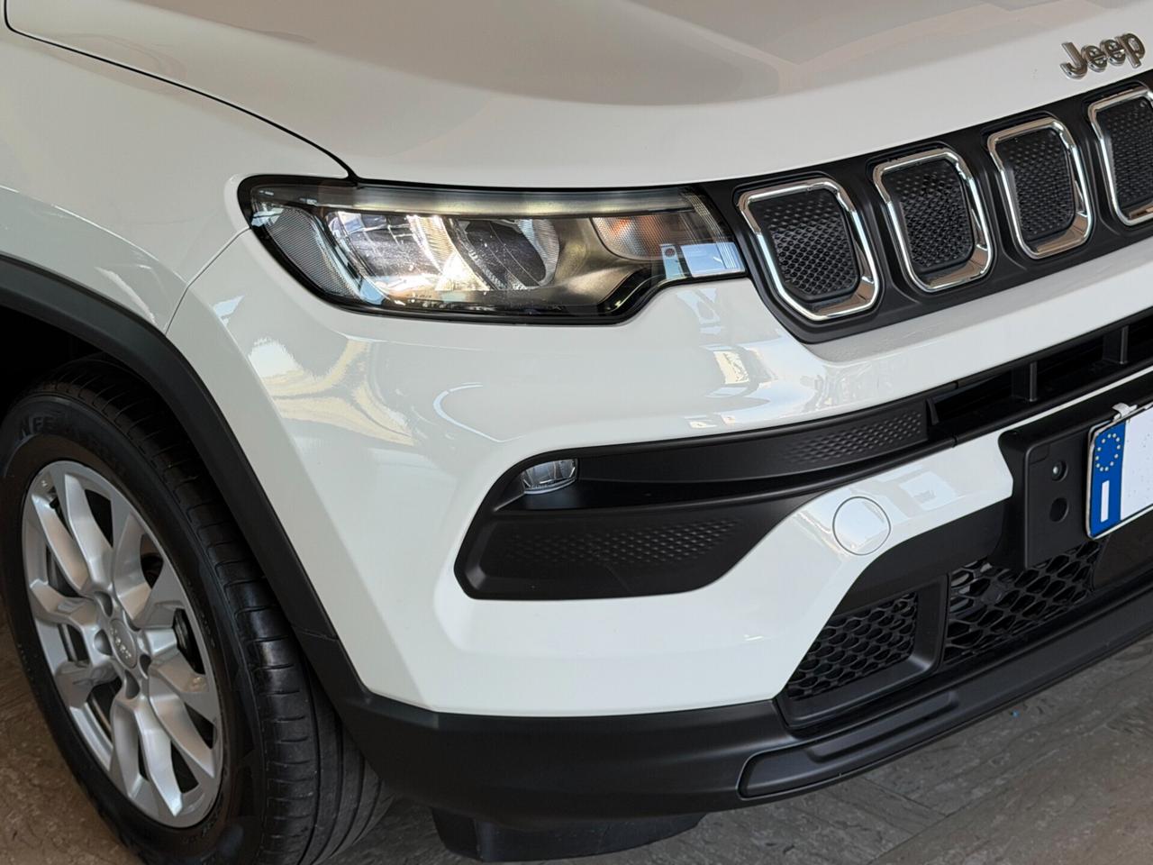 Jeep Compass 2WD 1.6 M.JET 130 cv. BUSINESS (UNav)