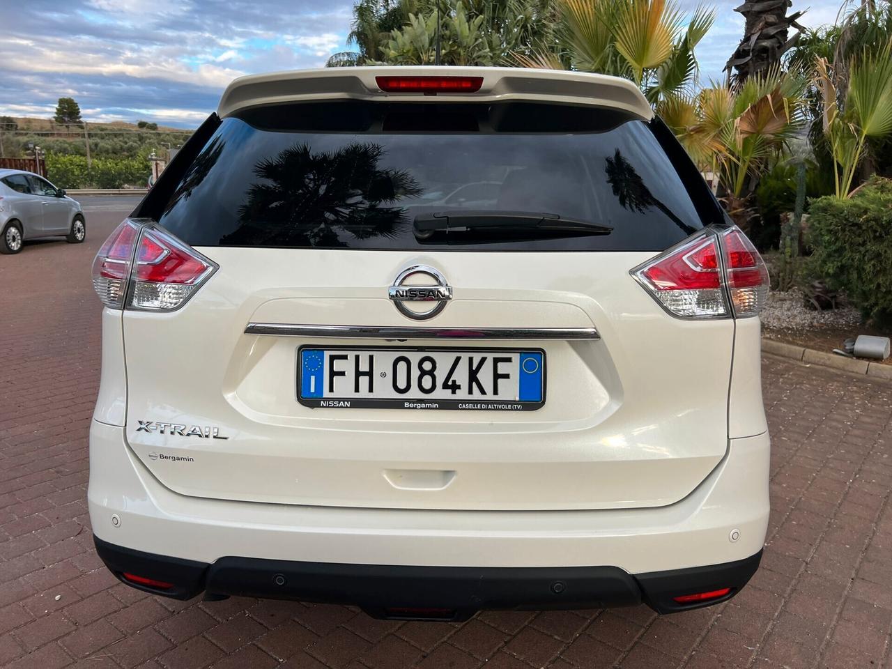 Nissan X-Trail 1.6 dCi 2WD Tekna