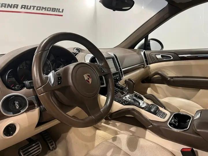 Porsche Cayenne 3.0 S Hybrid