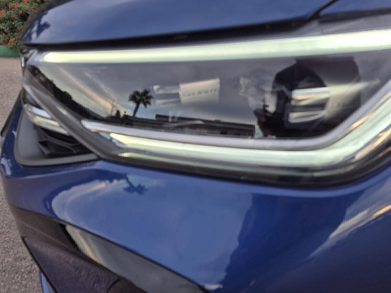 VOLKSWAGEN TAIGO 1000 BENZINA R-LINE 115 Cv CAMBIO AUTOMATICO-2025