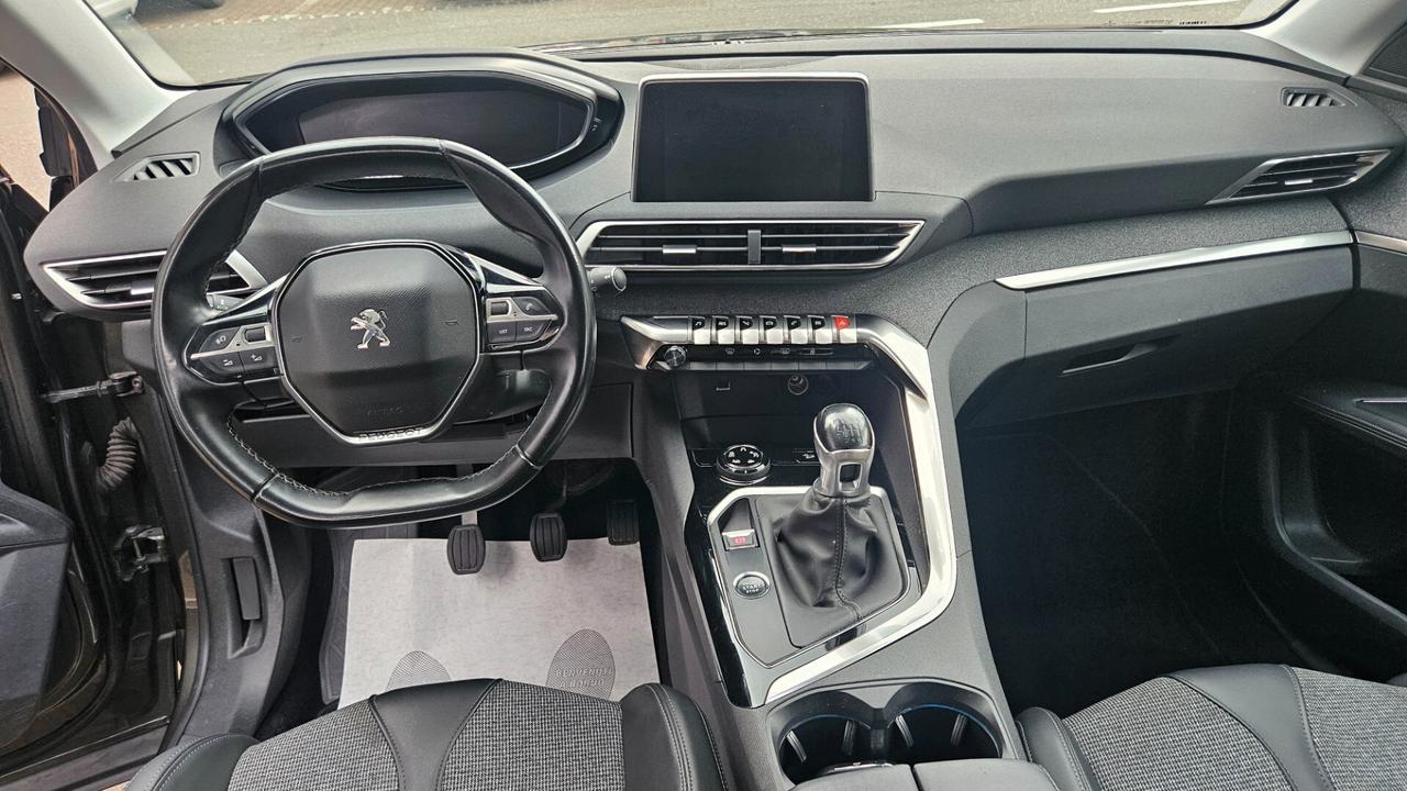 Peugeot 3008 1.2 PURETECH TURBO 130CV CAMERA-NAVY-CARPLAY