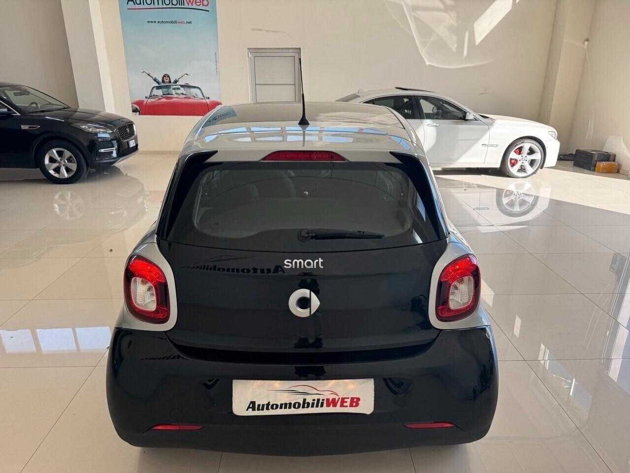 Smart ForFour 60 1.0 Black Passion