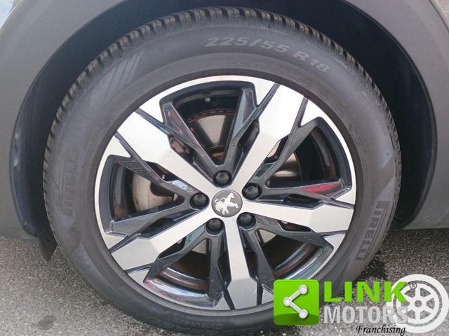 PEUGEOT 3008 Hybrid4 300 e-EAT8 GT Line
