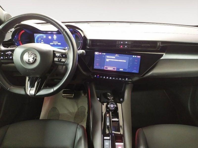 Alfa Romeo Junior 1.2 ibrida Speciale 145cv edct6