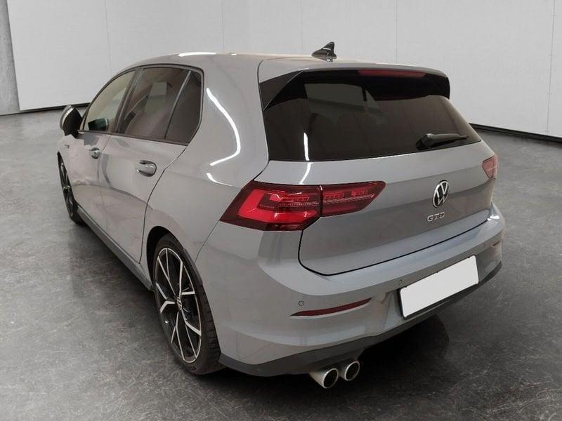 Volkswagen Golf 2.0 tdi GTD 200cv dsg