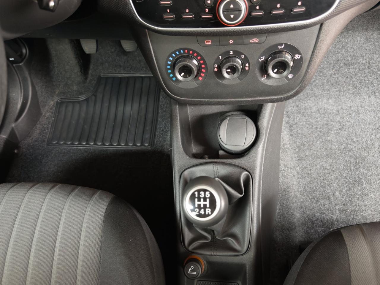Fiat Punto 1.3 MJT II S&S 95 CV 5 porte Street
