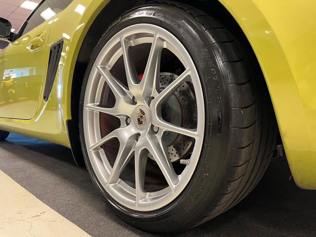 Porsche Cayman 3.4 R