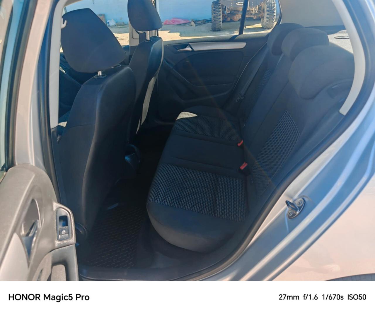 Volkswagen Golf 1.6 TDI DPF 5p.