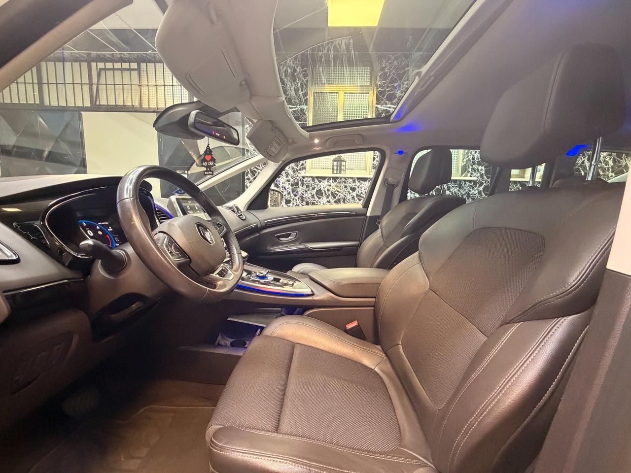 Renault Espace dCi 160CV EDC Energy Initiale Paris 4Control