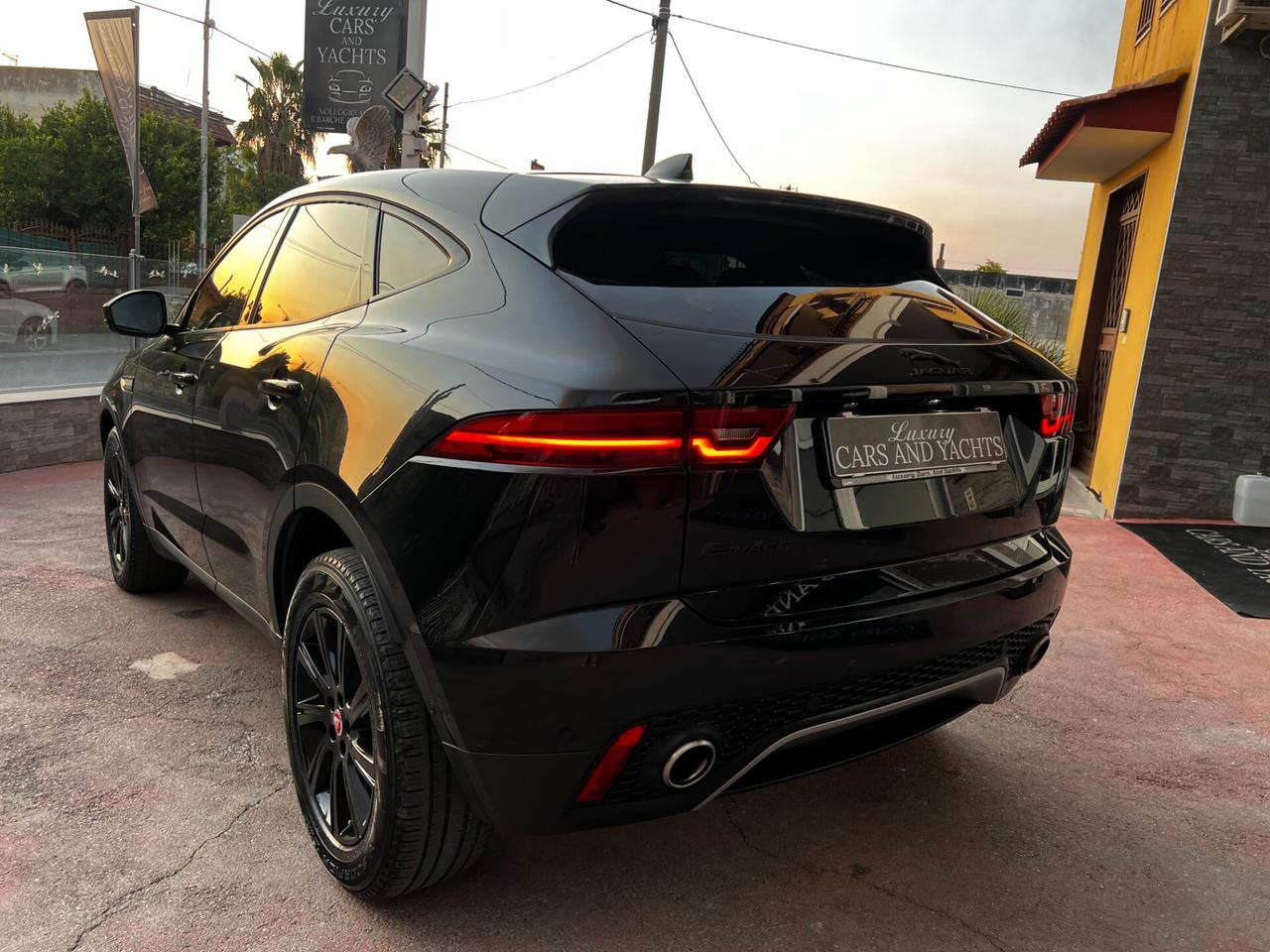 Jaguar E-Pace 2.0D 180 CV AWD aut. R-Dynamic