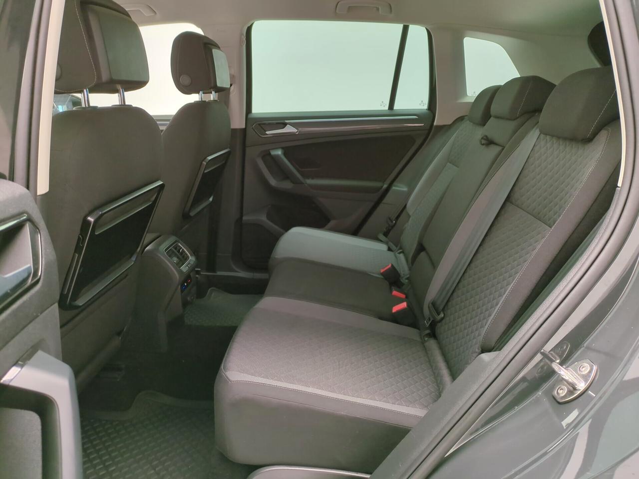 Volkswagen Tiguan 2.0 TDI SCR DSG Business BlueMotion Technology