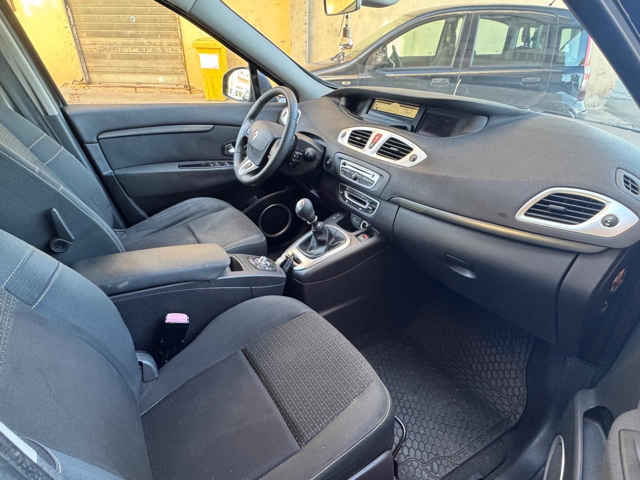 Renault Scenic Scénic X-Mod 1.5 dCi 110CV Dynamique