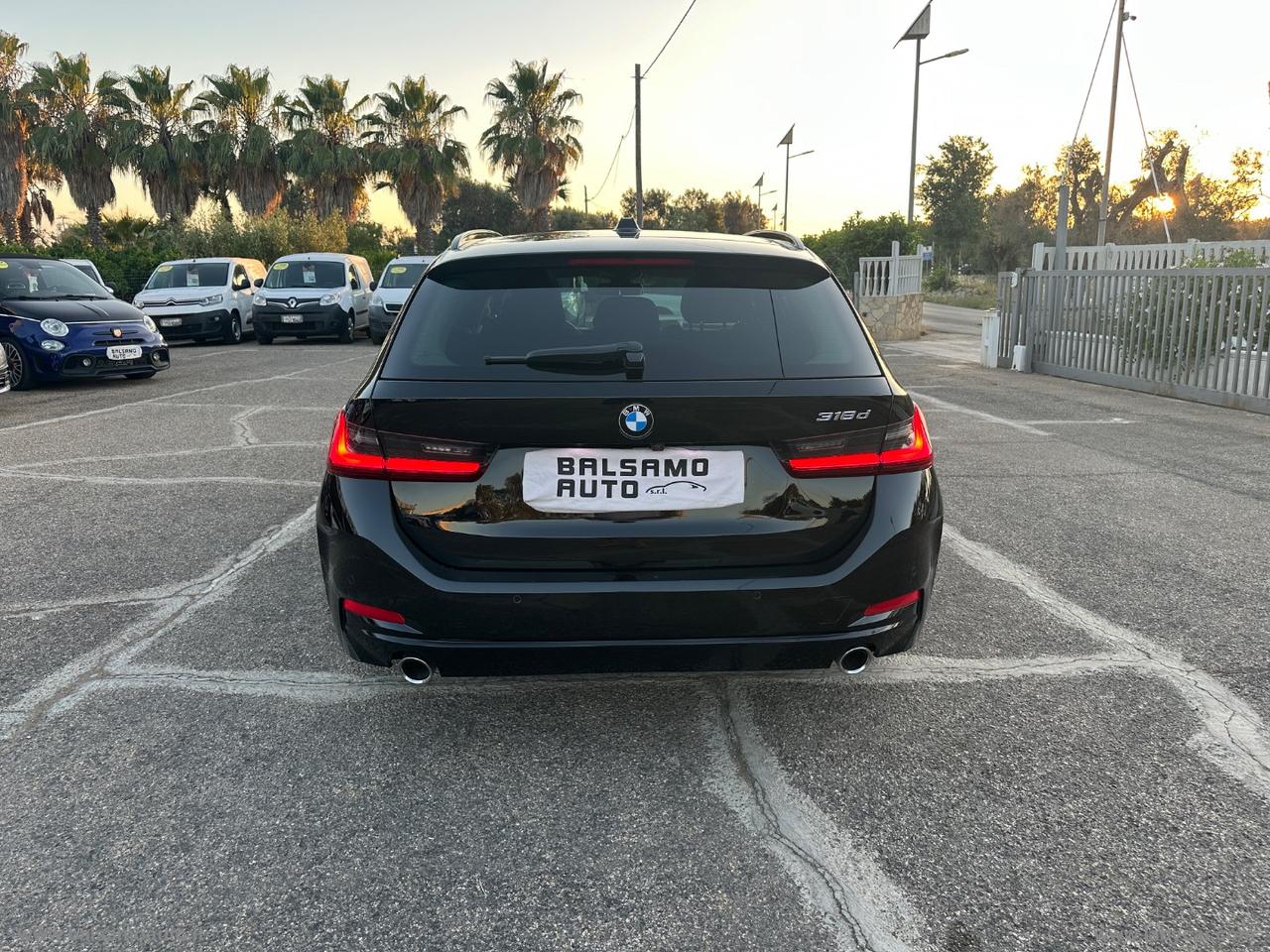 BMW 318d 48V Touring SPORT