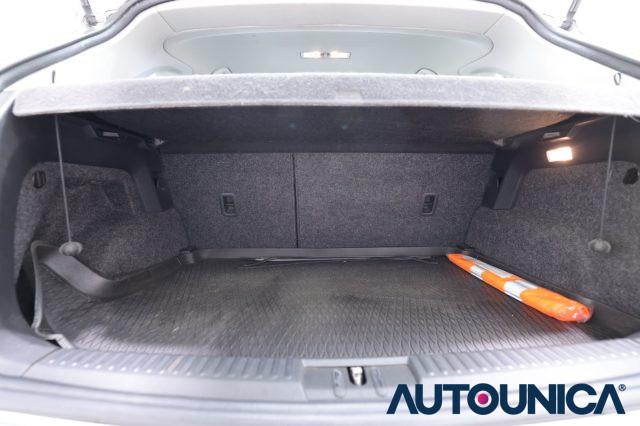 VOLKSWAGEN Polo 1.0 MPI 75CV 5PORTE BUSINESS NEOPATENTATI