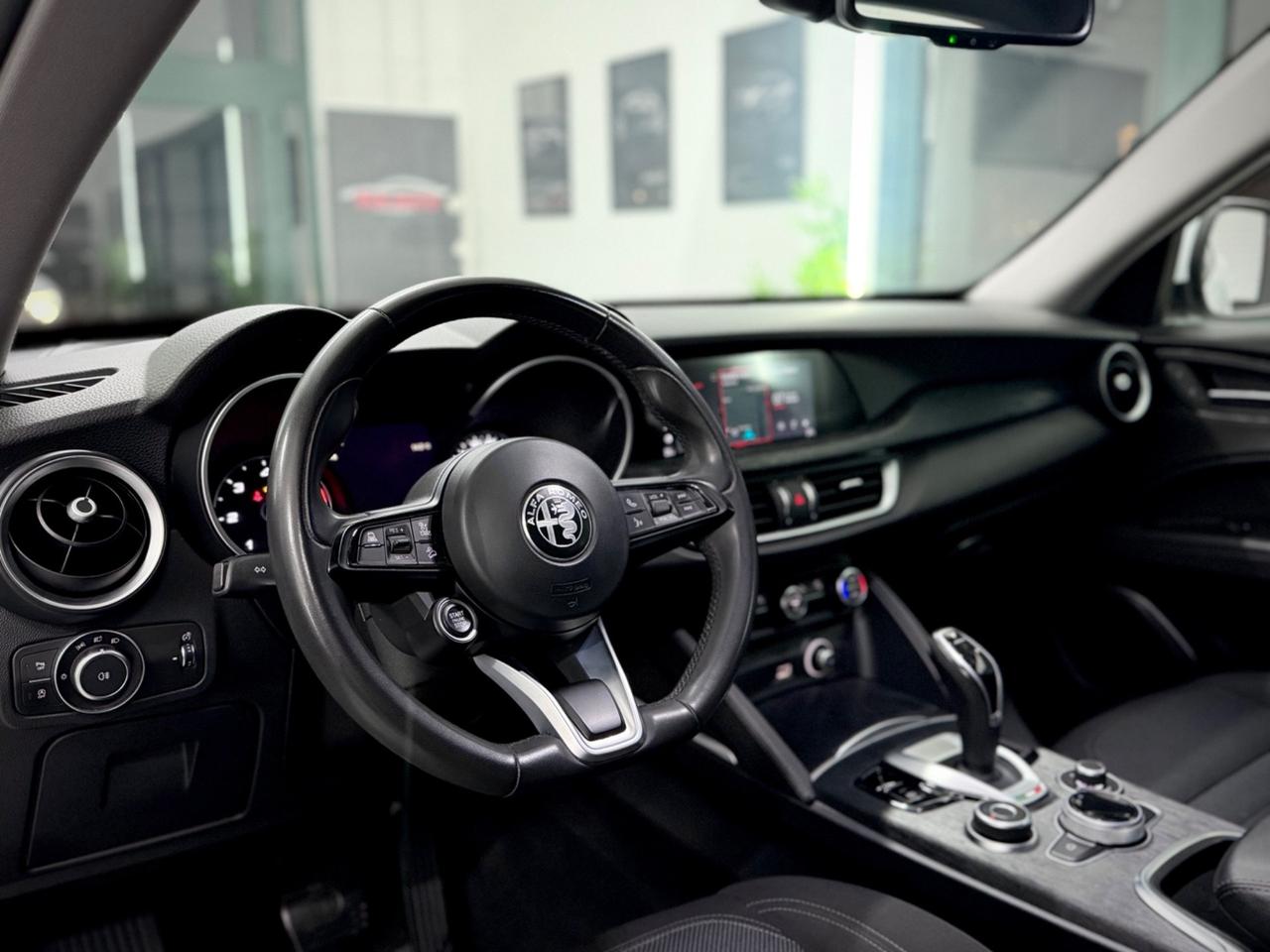 Alfa Romeo Stelvio 2.2 Turbodiesel 160 CV AT8 RWD Executive
