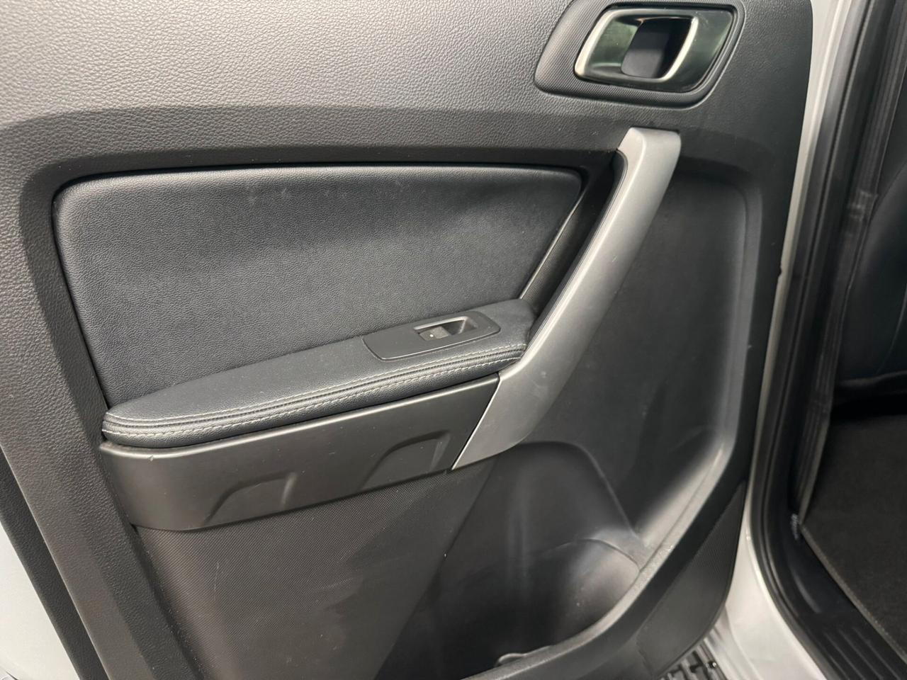 Ford Ranger 2.0 ECOBLUE aut. DC Limited 5 posti