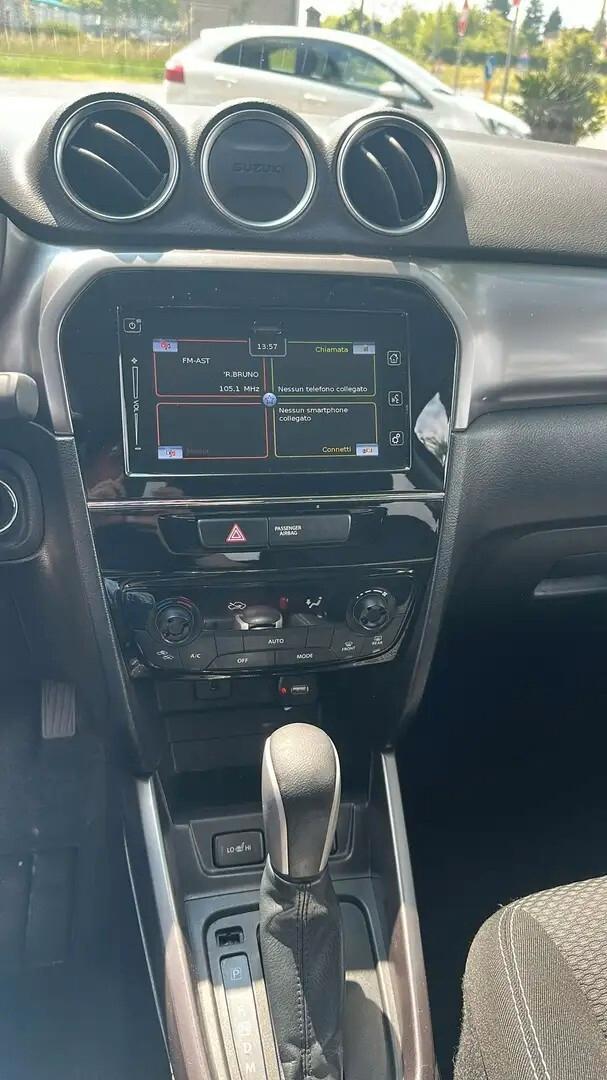 Suzuki Vitara 1.4 Hybrid Starview