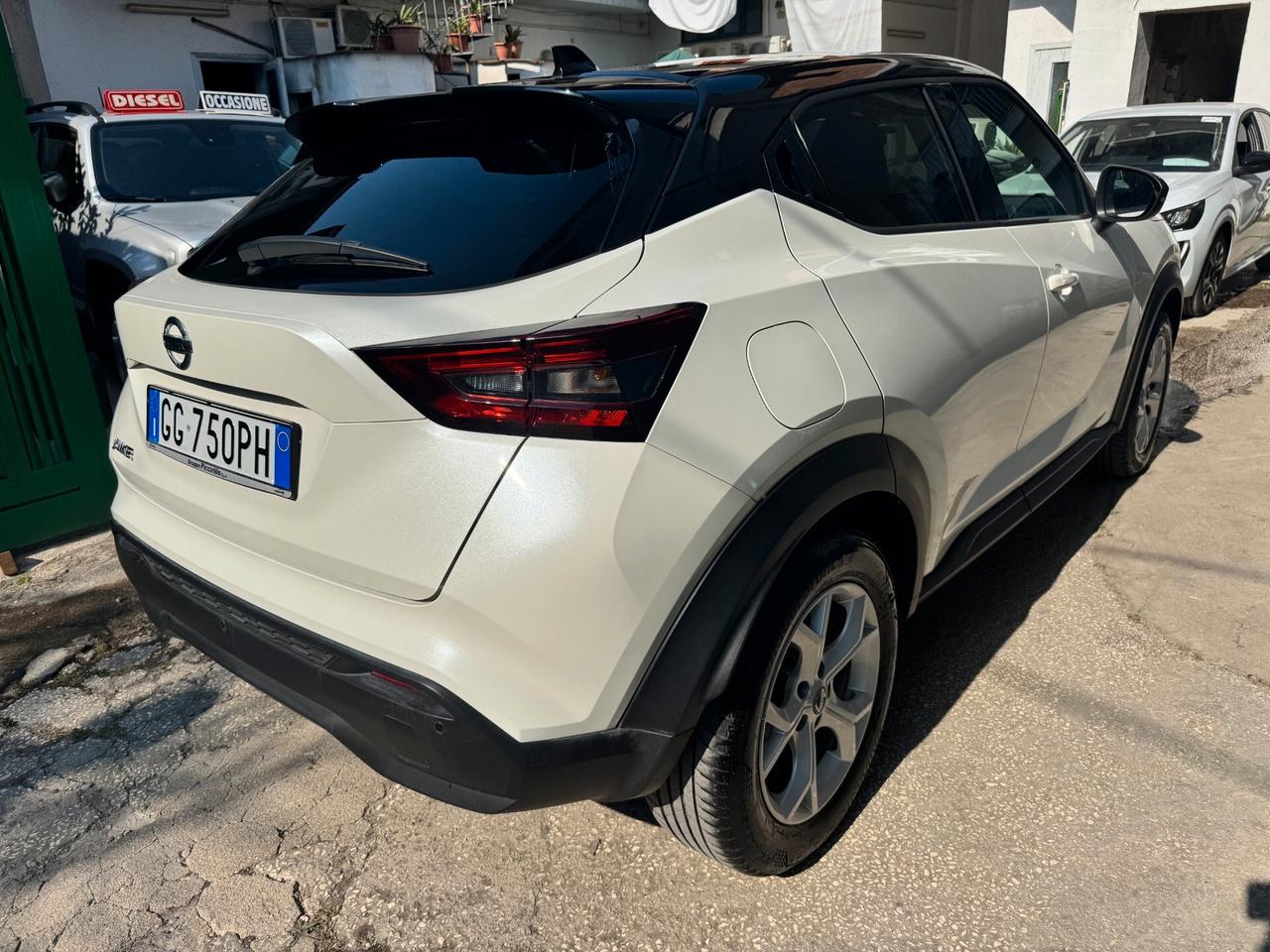 Nissan Juke 1.0 DIG-T 117 CV DCT N-Connecta