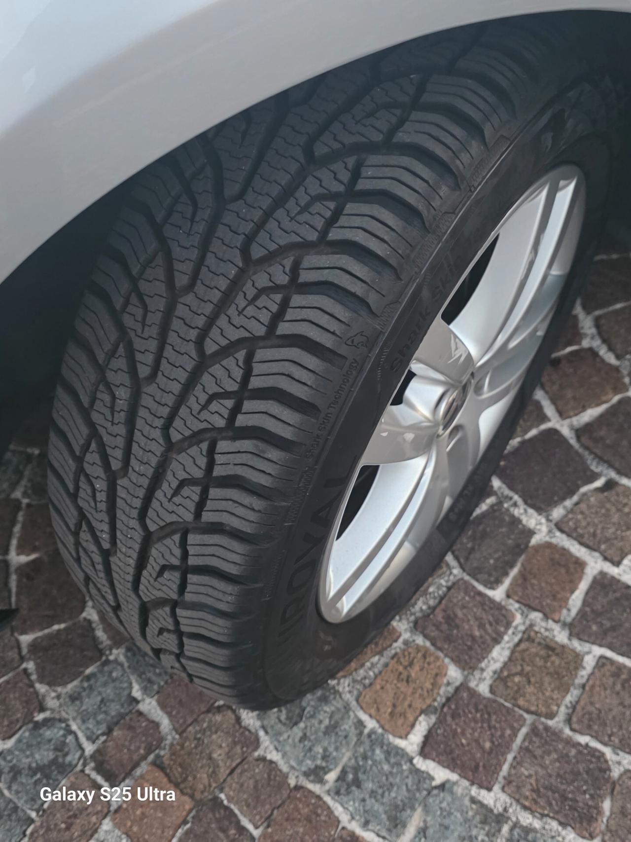 Volkswagen Golf 1.6 TDI DPF 5p. Highline