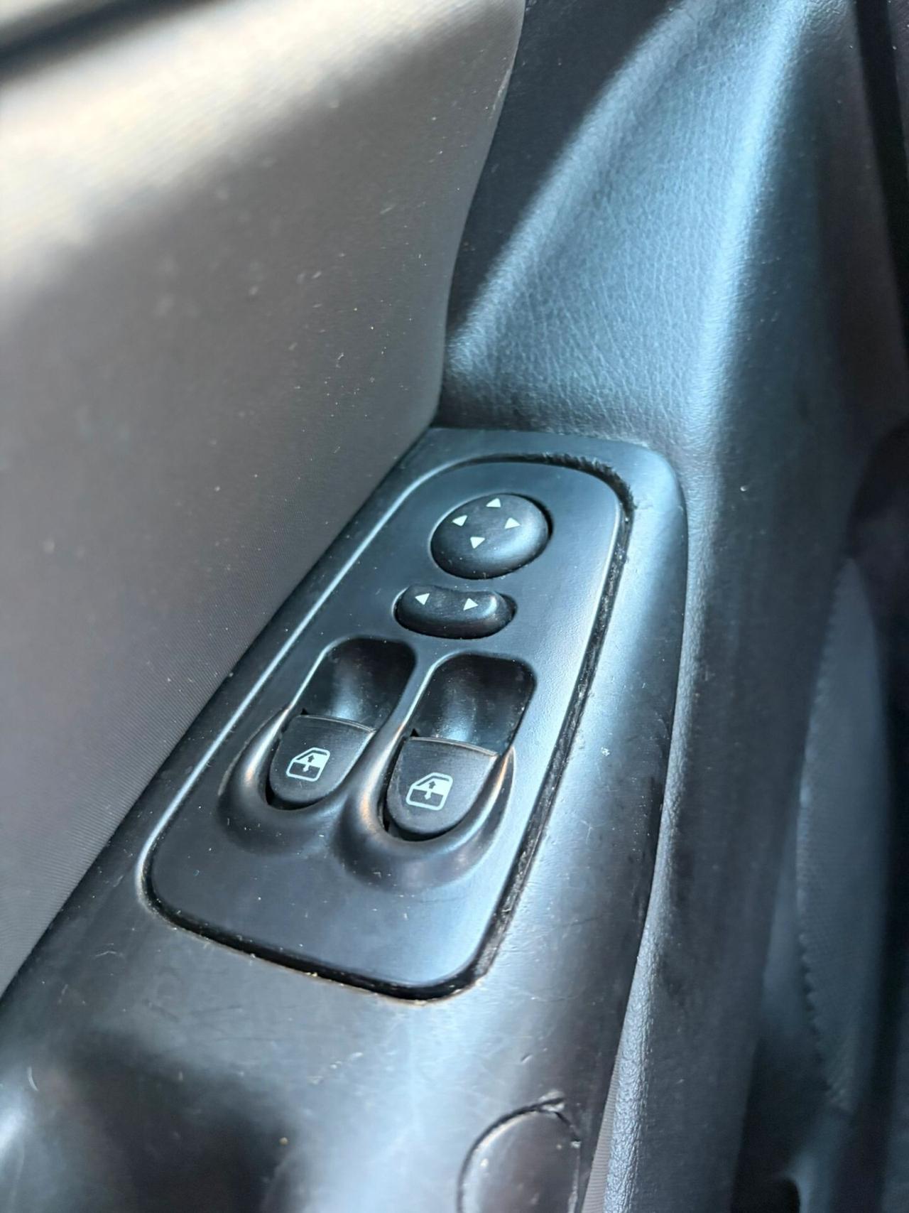 Lancia Ypsilon 1.3 Multijet 16V Argento