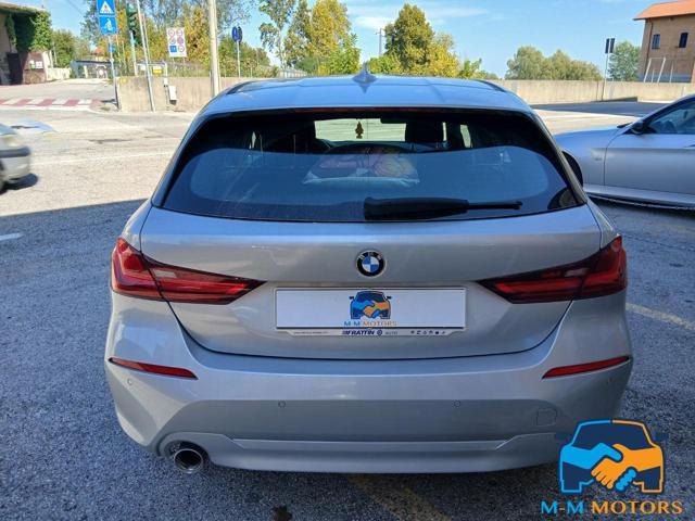 BMW 118 i 5p. Business Advantage