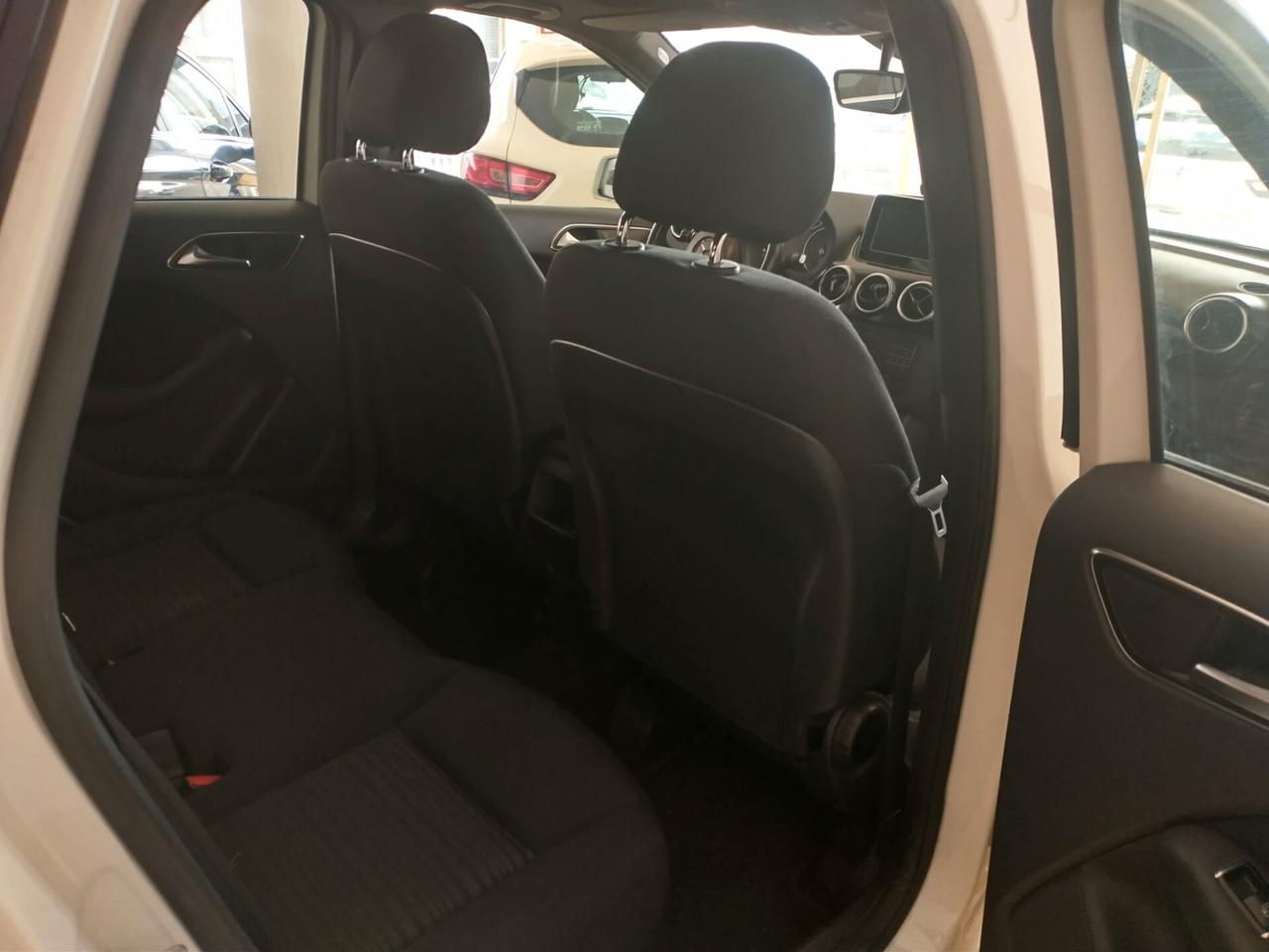 MERCEDES CLASSE B 180 1.5 DIESEL AUTOMATICA 5 PORTE