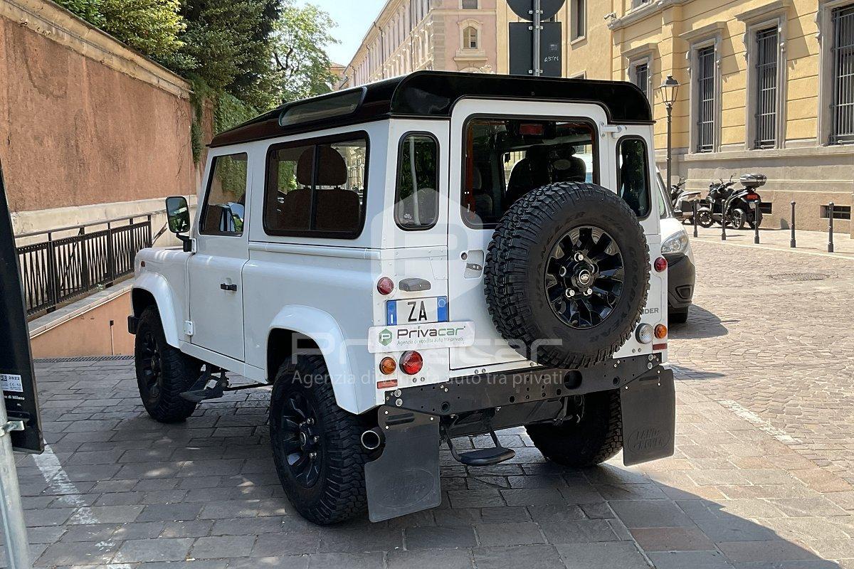 LAND ROVER Defender 90 2.2 TD4 Station Wagon base N1