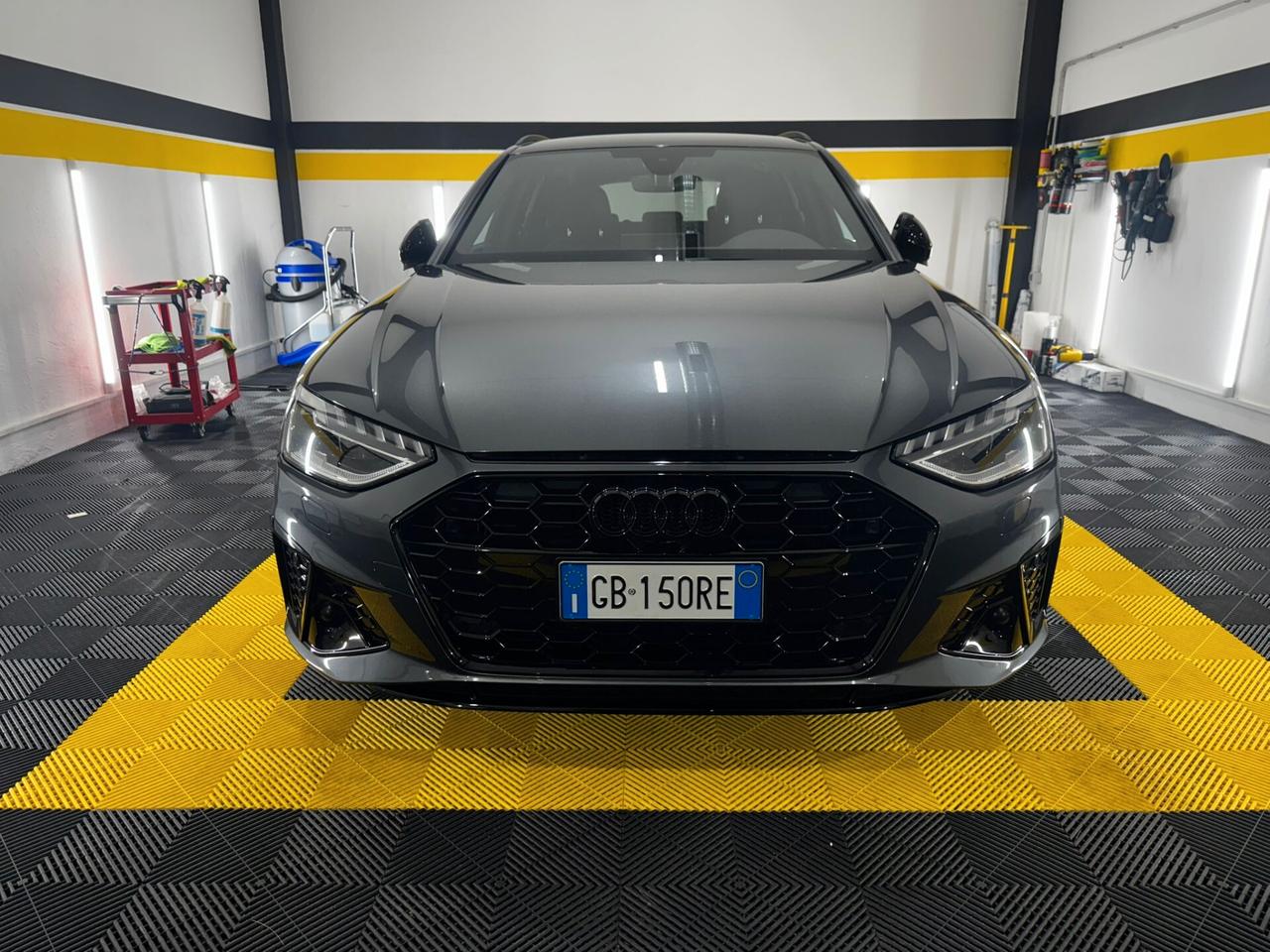 Audi A4 Avant 40 TDI S tronic line edition