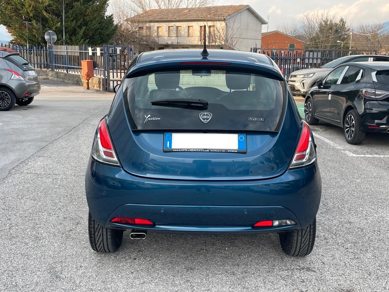 Lancia Ypsilon Hybryd 1.0 70 CV 5 porte S&S GOLD