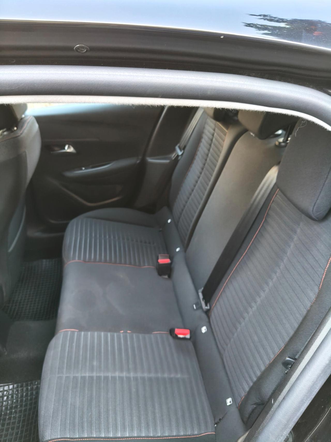 PEUGEOT 208 1,2 BENZINA 2021 FULL OPTIONAL
