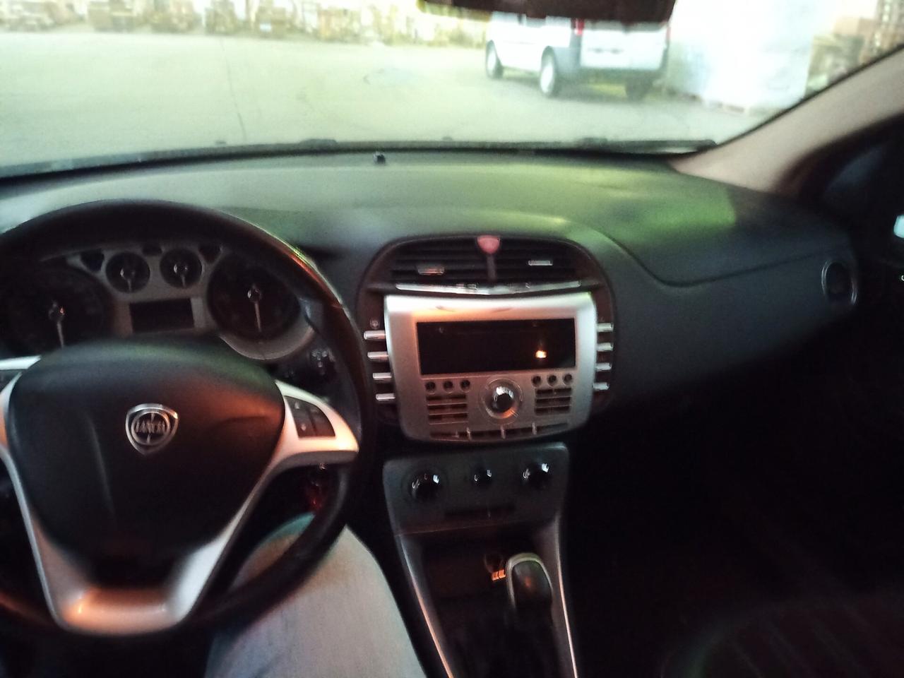 Lancia Delta 1.6 MJT DPF Platino