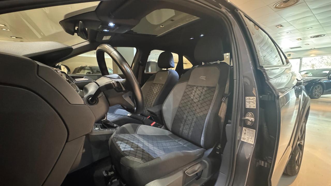 VOLKSWAGEN TAIGO 1.5 TSI 150CV R-LINE - 2023