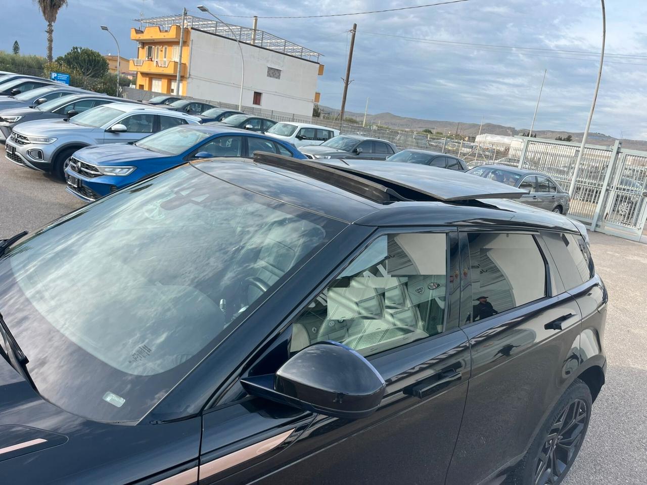 Land Rover Range Evoque 2.0D I4 180 CV AWD Auto R-Dynamic HSE