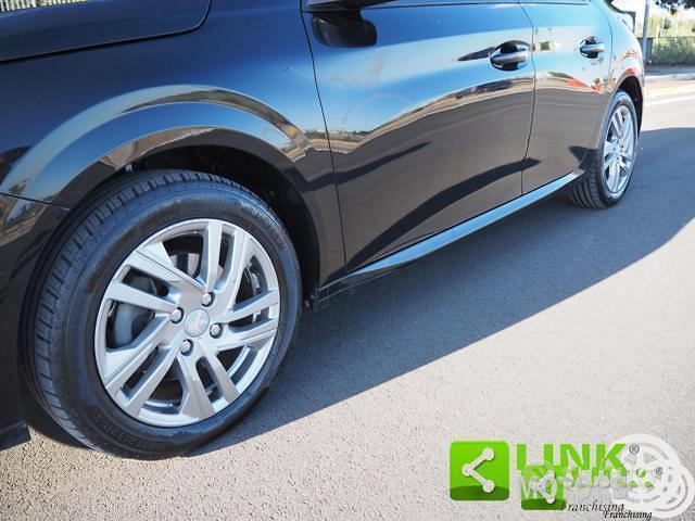 PEUGEOT 208 BlueHDi 100 Stop&Start 5 porte Acti