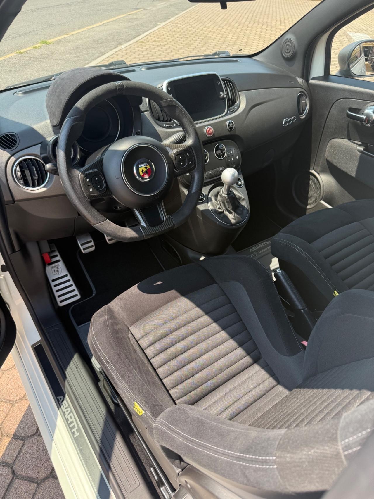 Abarth 595 C 1.4 Turbo T-Jet 180 CV Competizione