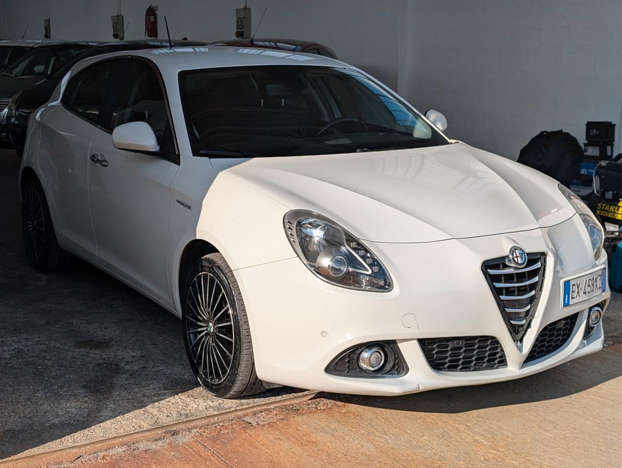 Alfa Romeo Giulietta 1.6 JTDm-2 105 CV Exclusive