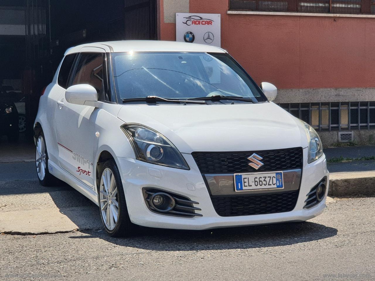 SUZUKI Swift 1.6 VVT 3p. Sport
