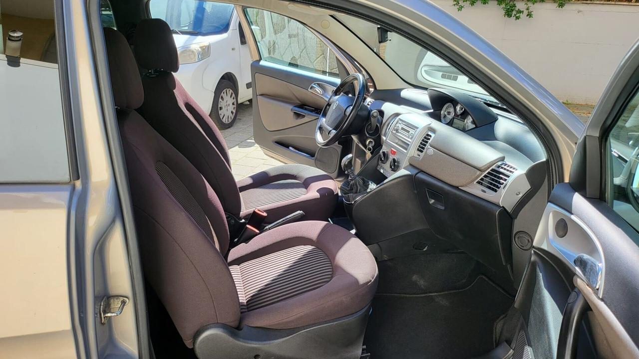 Lancia Ypsilon 1.2