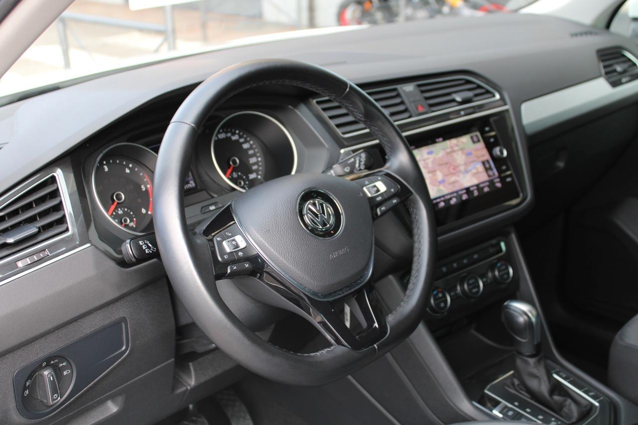 Volkswagen Tiguan 2.0 TDI Business DSG AUTOMATICA, NAVI, CARPLAY