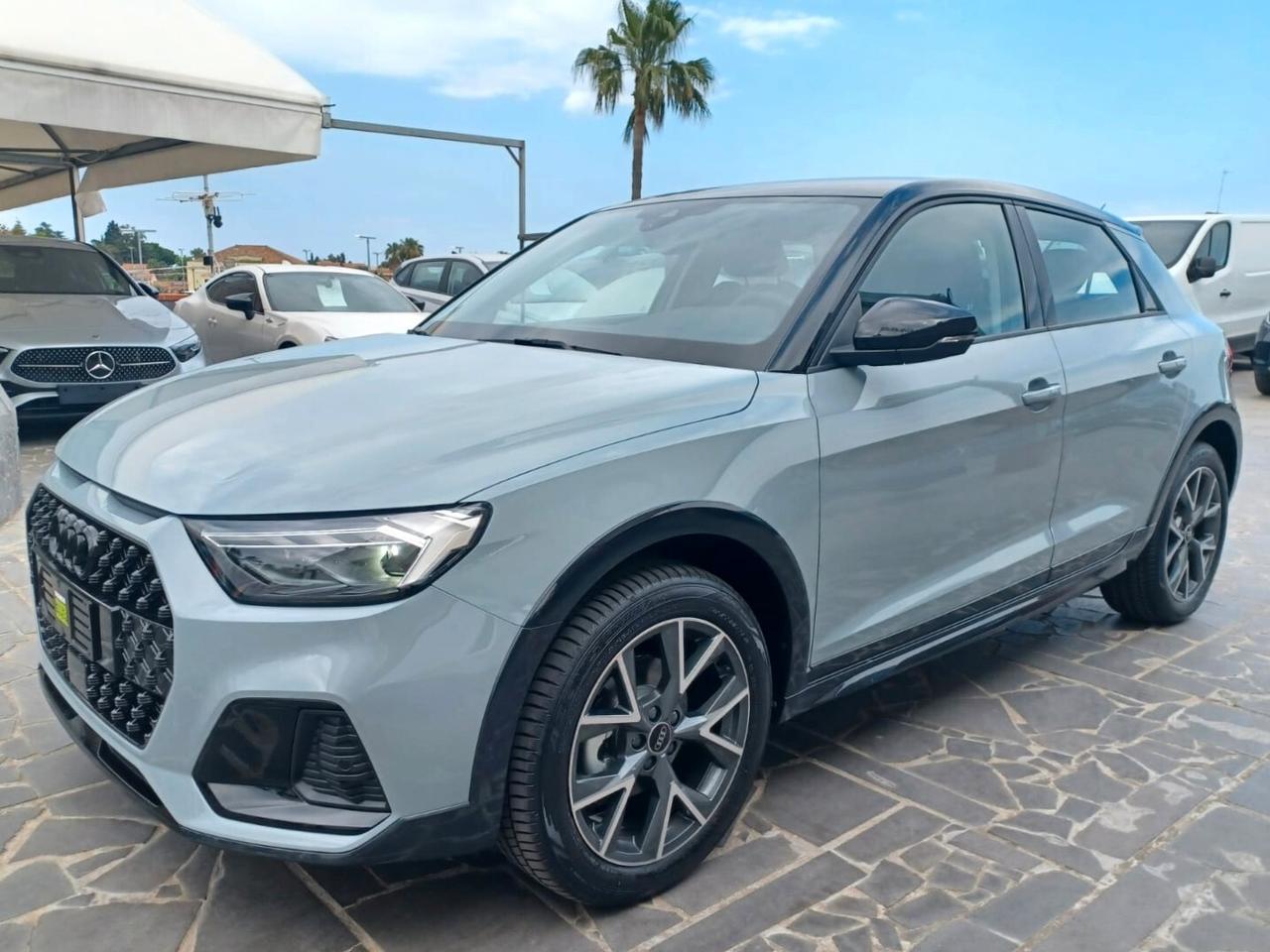 Audi A1 allstreet 30 TFSI S tronic Identity Contrast